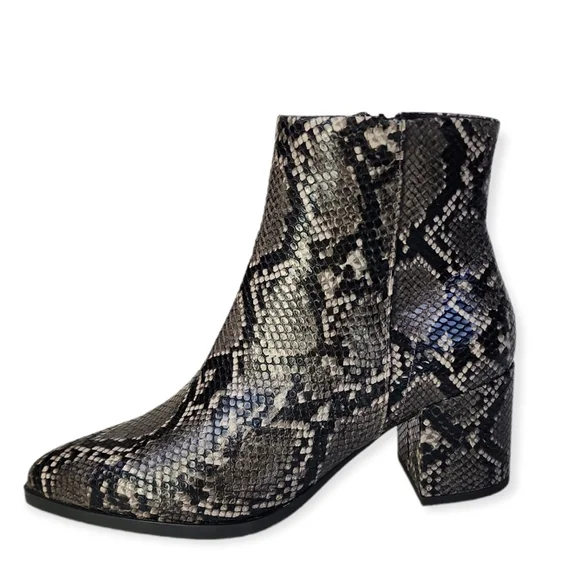 Madden girl deals snake boots